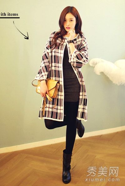 搭配钱的格子外套，散发女神气质