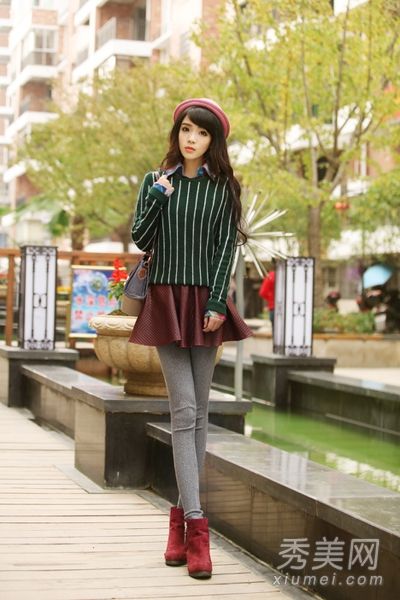 短裙阳春毛衣甜美高挑