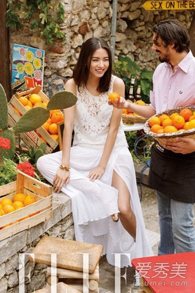 爱琳浪漫肖像服装成就女神范