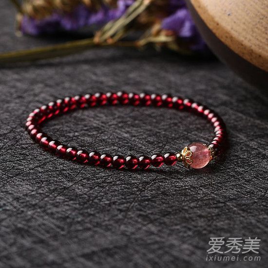 为什么要净化石榴石手镯？石榴石手镯应该如何净化？