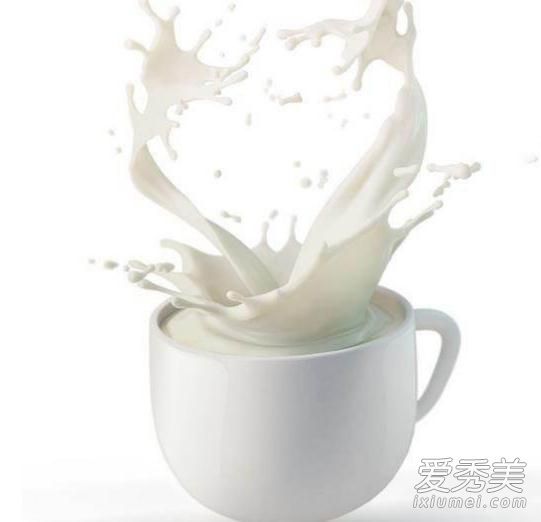 纯牛奶可以直接涂在脸上吗？纯牛奶对脸部有什么好处？