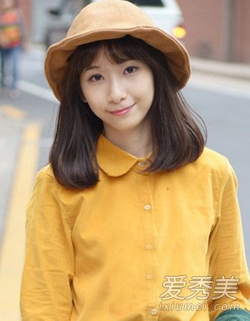 适合2015年学生的中长发梨花头一直是主流。