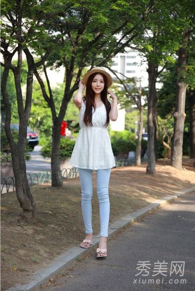 长t恤+九分裤气质打造黄金比例搭配短裤