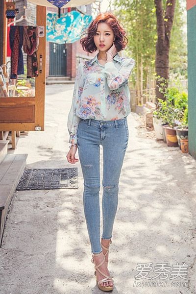 夏天,我喜欢印花衣服,并推荐流行的印花项目。