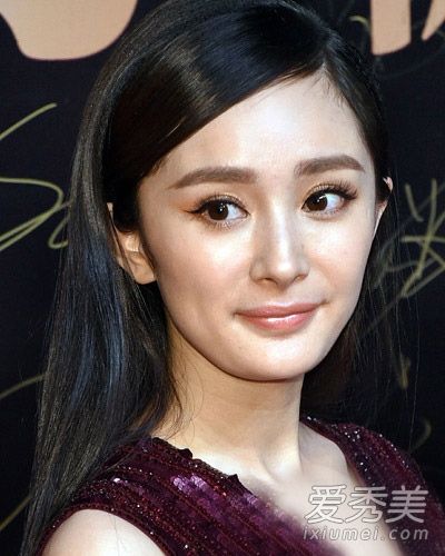 來自全智賢的八位女演員楊蜜在春季展示合適的發型