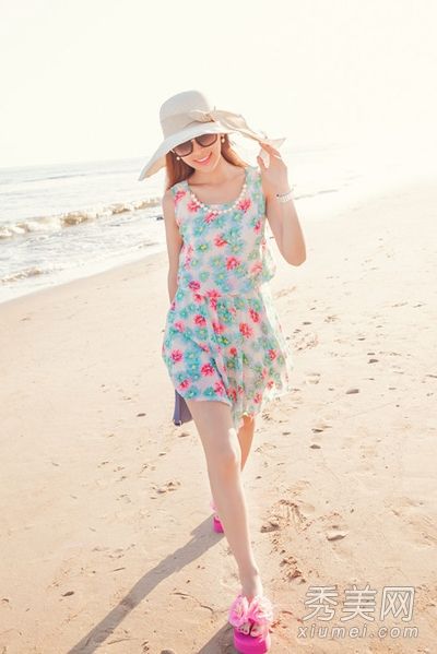 太阳帽清新漂亮看起来夏季优雅的连衣裙
