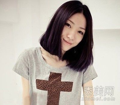 流行时尚中分发型摆脱大脸型和宽脸型