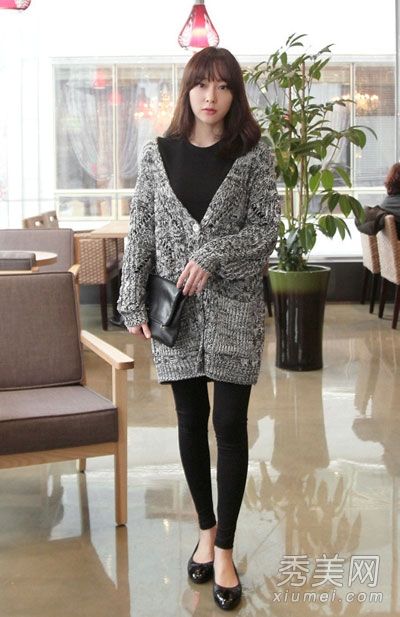 毛衣外套配紧身裤小清新韩范儿