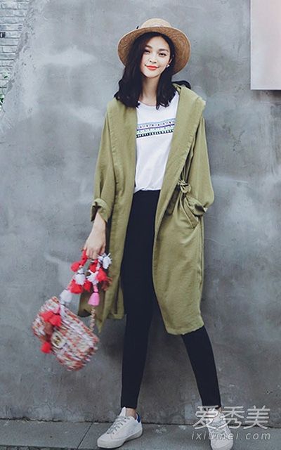秋季最流行的军用绿色外套搭配图片