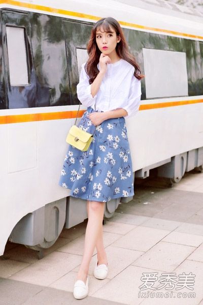 长袖衬衫+初秋复古伞裙