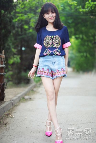 帅气的民族印花打造夏日氧气之美