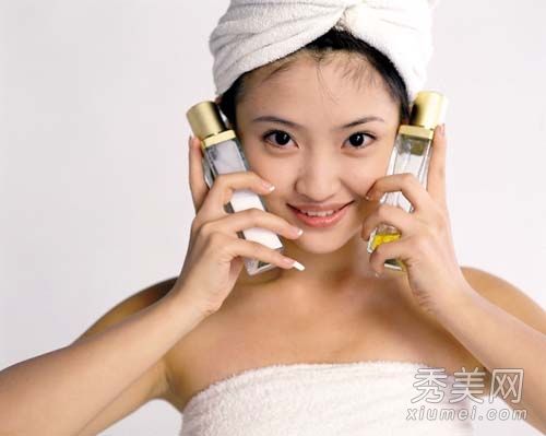 美容和護膚中的錯誤許多卸妝和清潔產品之間有很大的區別。