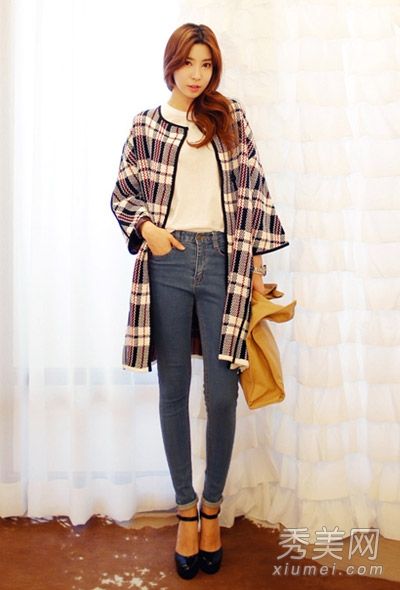 直大衣和牛仔裤会立刻变成长腿