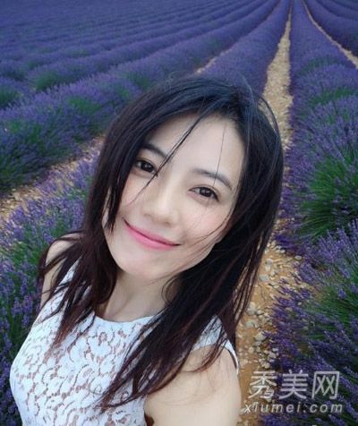 高圆圆花海中的美女女神爱长发