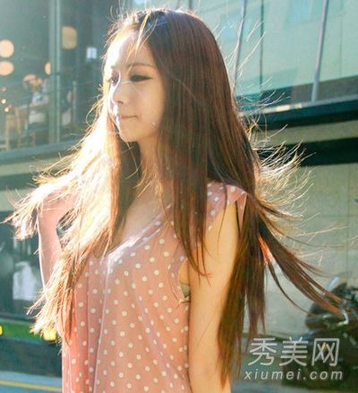 推荐8种年轻时需要的纯女孩发型。