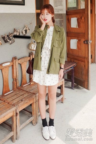 军用绿色外套仍是秋季的热门新品