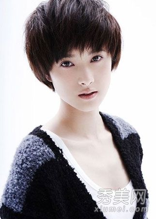 冬季最新帅气短发时尚潮流彰显个性