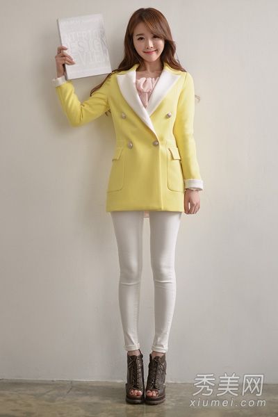 节日过后，八老的优雅着装干练、敏捷且状态良好。