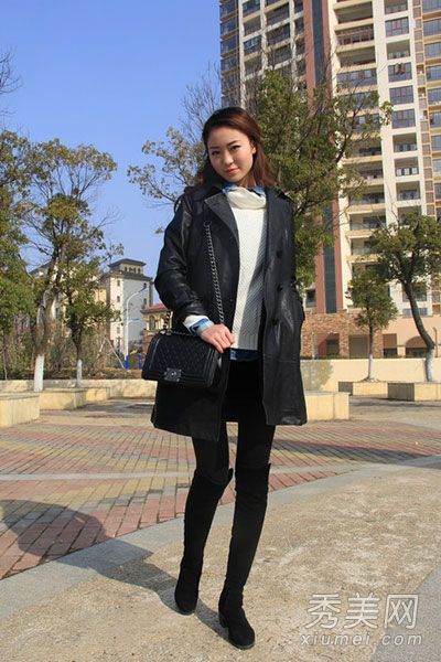 长外套+裙子+连裤袜看起来时尚又高