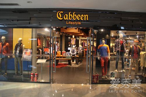 客舱性能依然低迷；上半年销售额和利润下降