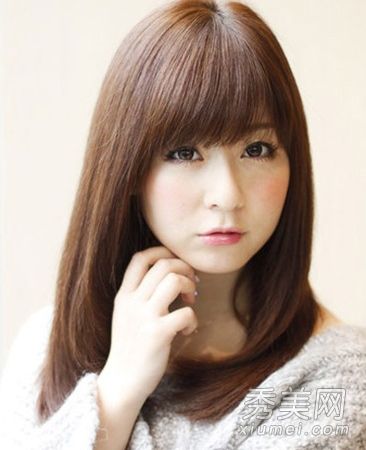 去掉胖乎乎的脸,选择刘海来帮助修剪你的脸。