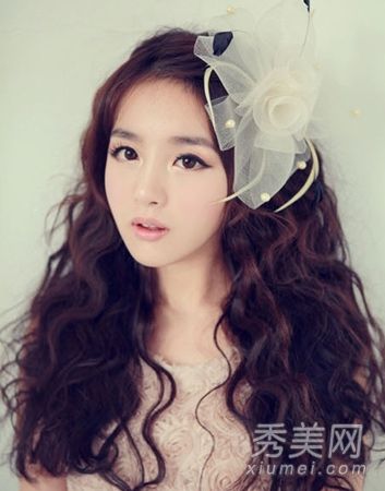 冬天最新的蛋卷又甜又薄。