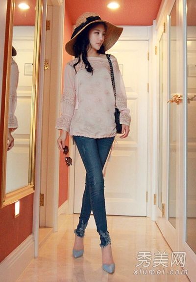 夏季休闲蕾丝t恤浪漫,美观大方