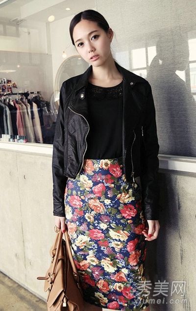 皮大衣配长裙,凉爽、时尚、女性化