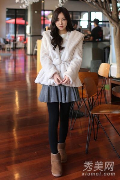 2014韩版棉袄穿短裙成为新年好女孩