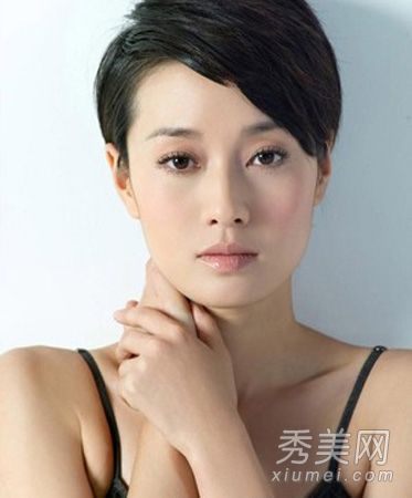 《风和日丽》马一立刘芸饰演年轻的性感妈妈化妆PK