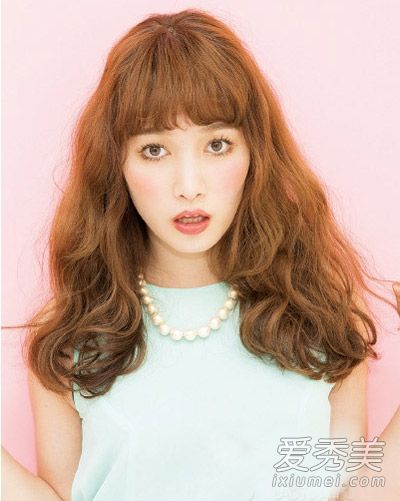 15种长卷发发型是2015年的最新时尚