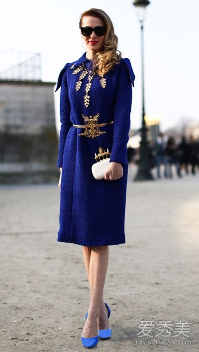 2015秋冬时尚流行色皇家兰火