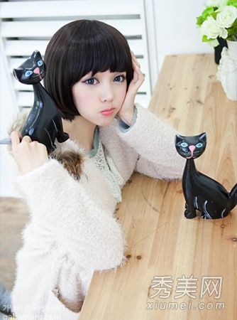 清新甜美的短发让你在新年迎接桃花。