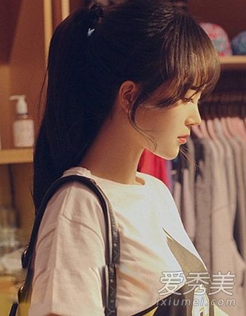 六月纯校园风格甜美的头发保留青春记忆