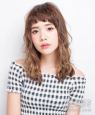 你的中等长发想要什么样的发型?15种时尚发型