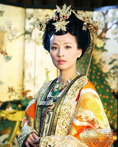 《乌梅娘传说》中张婷女神歌剧外发型调查