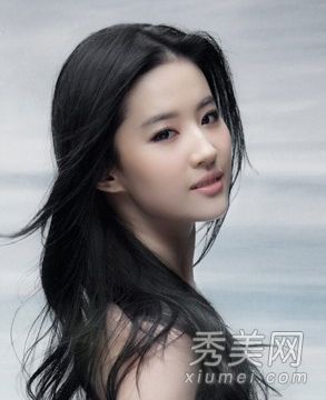 毫米必须看到！男孩最喜欢的6种约会发型