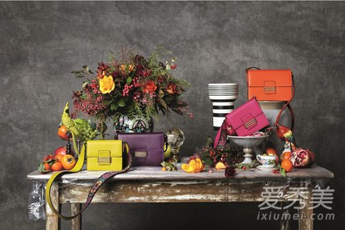 etro霓虹色包的尺寸是多少？etro Etro霓虹色包的尺寸是多少？