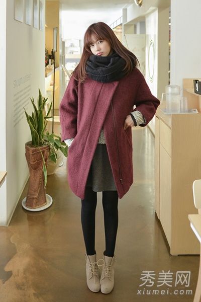 2014韩式上衣搭配技巧裙子和裤子都很瘦