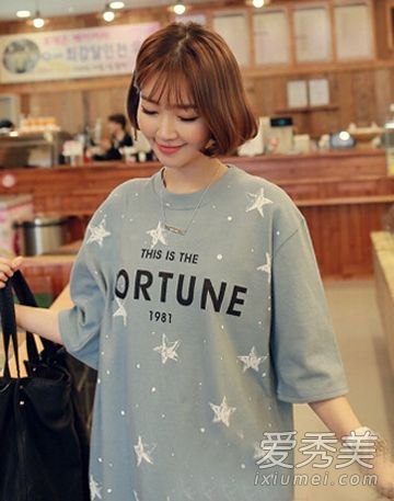 短卷发看起来比8个短卷发更好