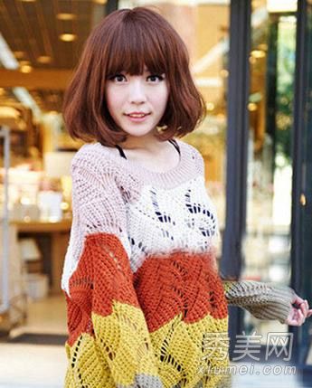 2013年最时尚的短发图片适合各种脸型。