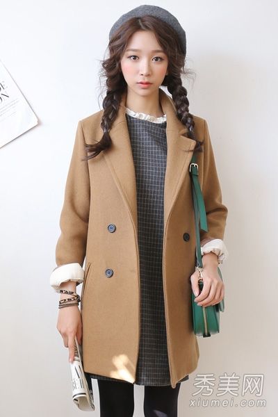 2014年翻领外套是八种最漂亮的窗帘样式。穿起来既时尚又新颖。