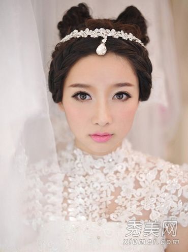 2013年韩国新娘发型流行趋势依然流行