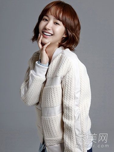 医治者公园赵敏英剪短头发扮演记者挑战公园新慧