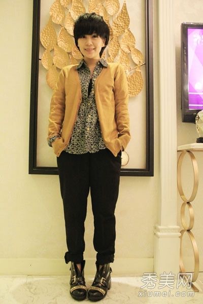 开襟羊毛衫搭配冬衣隐藏肉显瘦复古闪亮