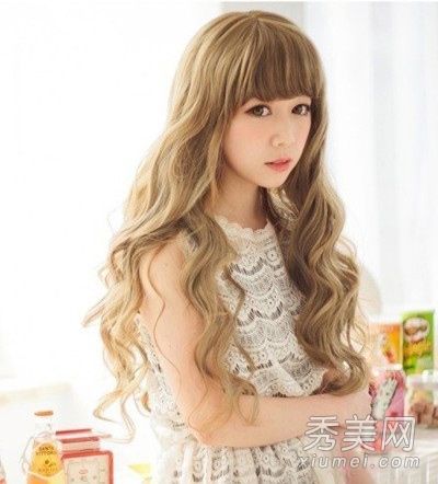 大圆脸要看的发型——韩国浪漫卷发