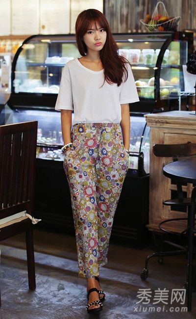 小丑夹克配哈兰裤和强项与弱项着装