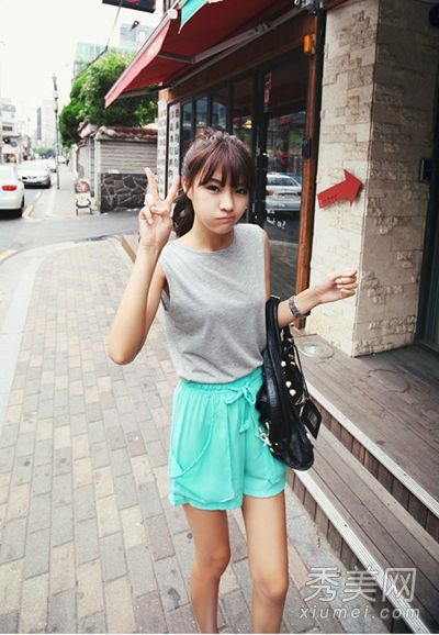 清爽的小夏天，合身，巧妙的背心，酷