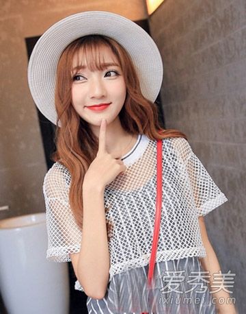 9个美丽的刘海代表甜蜜的春天和夏天