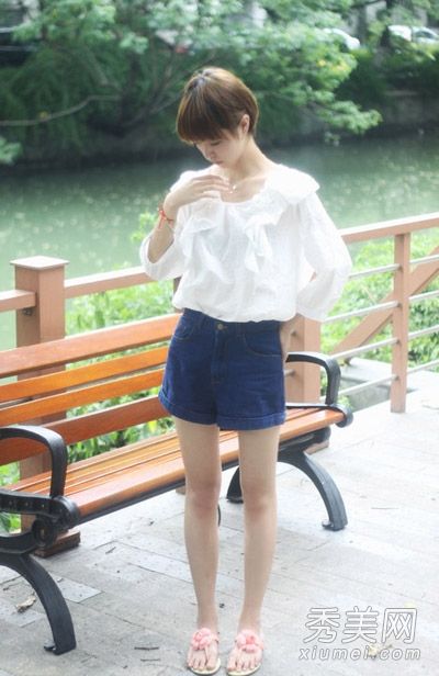 白色雪纺衬衫时尚不同的感觉